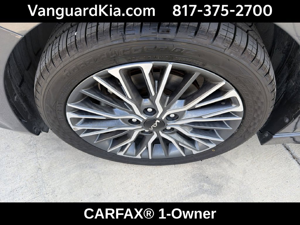 Certified 2024 Kia Forte GT-Line FWD image 21