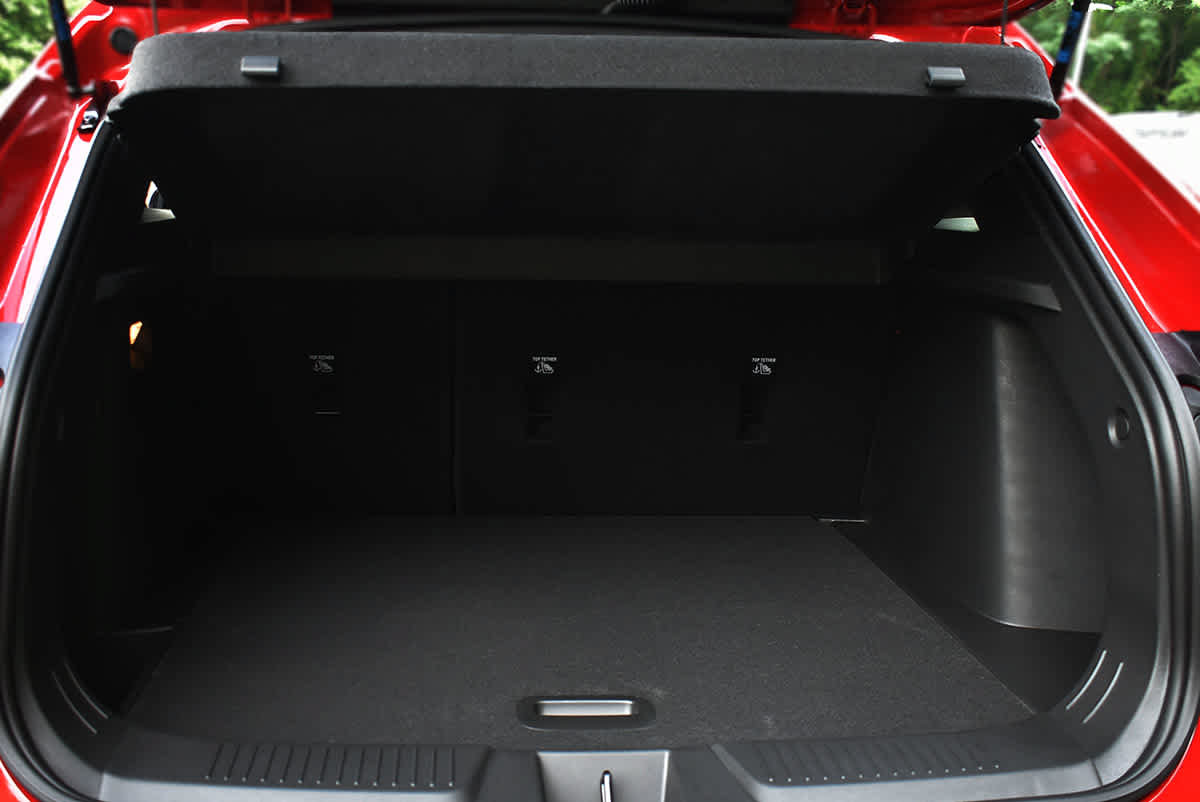 New 2026 Chevrolet Trax RS w/ Driver Confidence Package FWD image 8