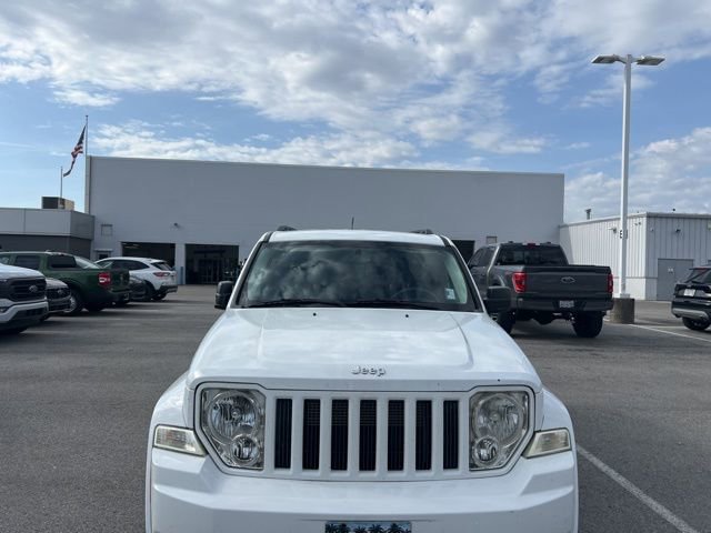 Used 2012 Jeep Liberty Sport AWD/4WD image 4