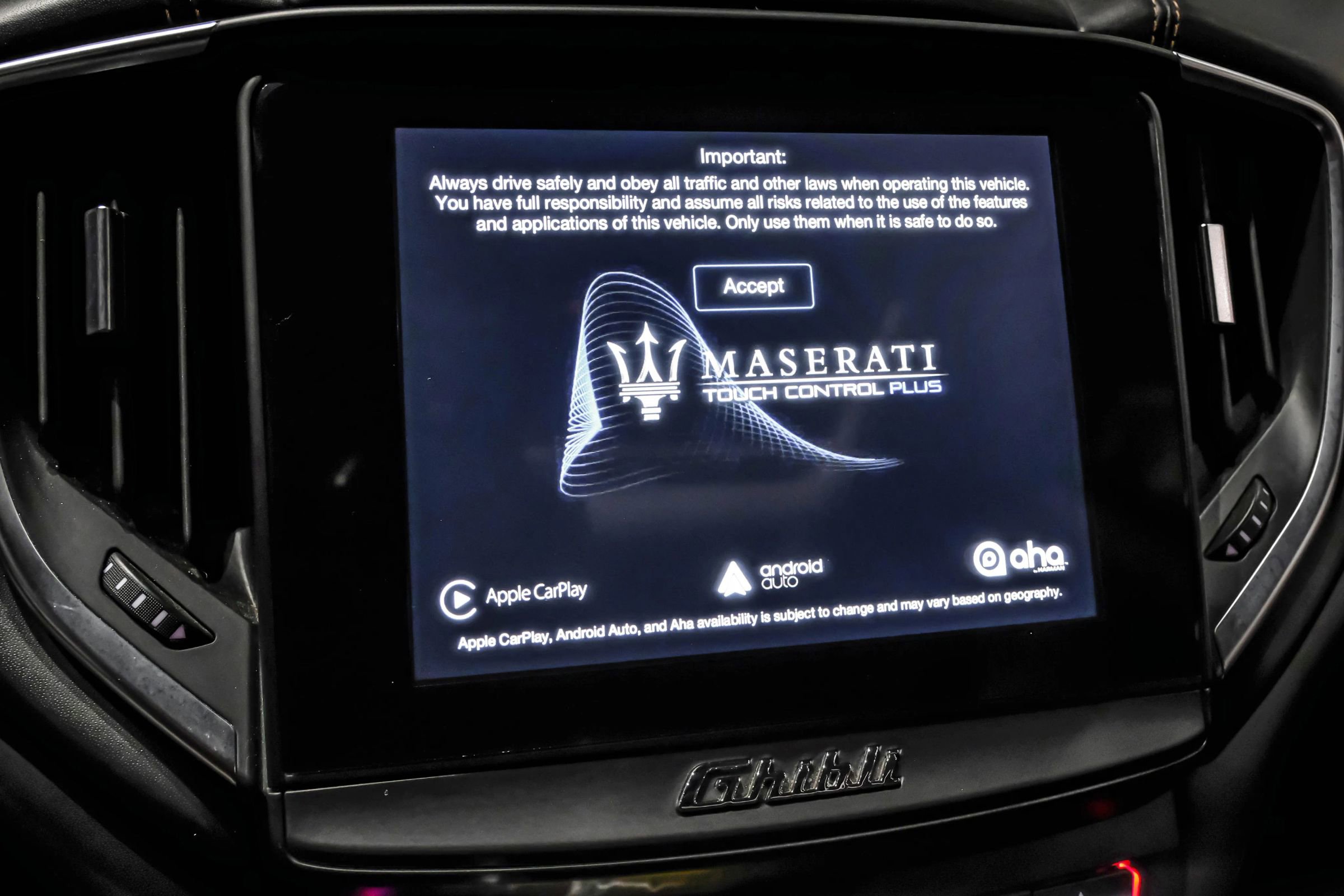 Used 2018 Maserati Ghibli S GranLusso AWD/4WD image 27