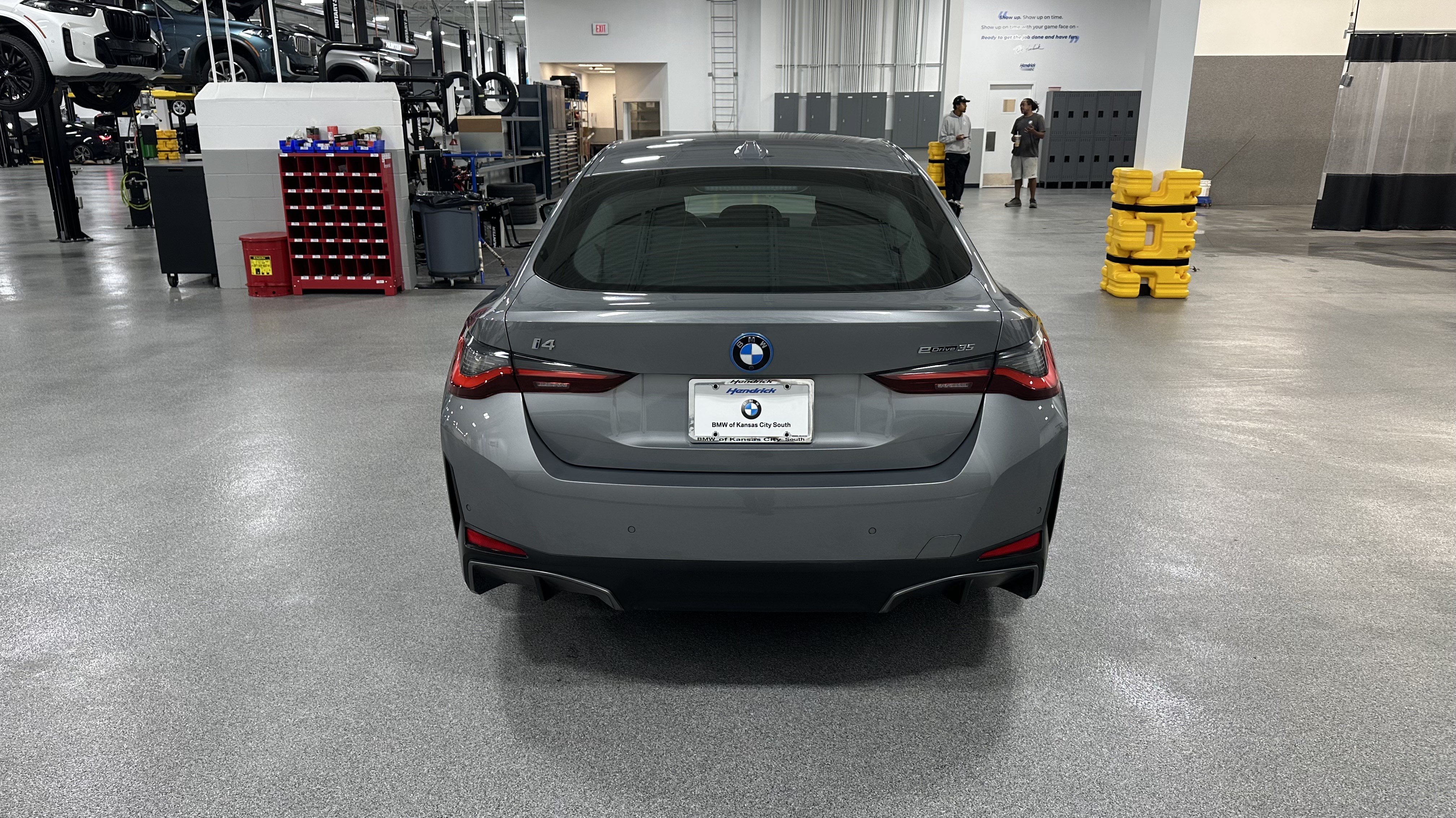 Certified 2023 BMW i4 eDrive35 RWD image 9