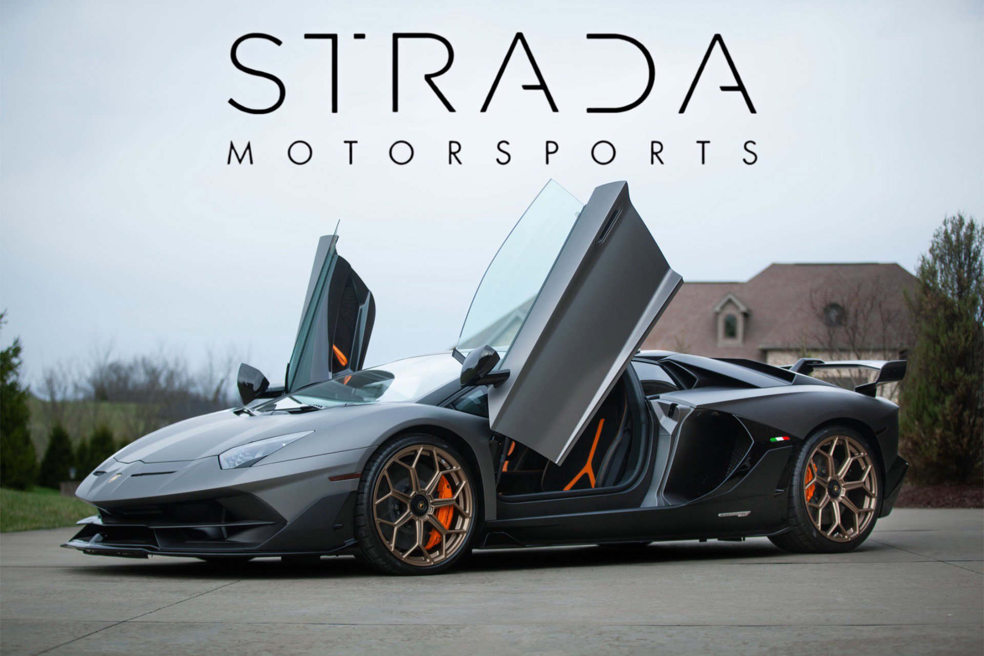 Used 2021 Lamborghini Aventador SVJ image 1