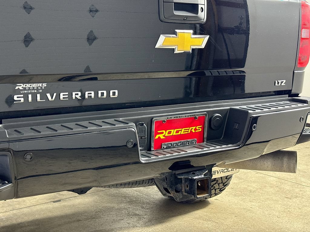 Used 2016 Chevrolet Silverado 3500 LTZ AWD/4WD image 27