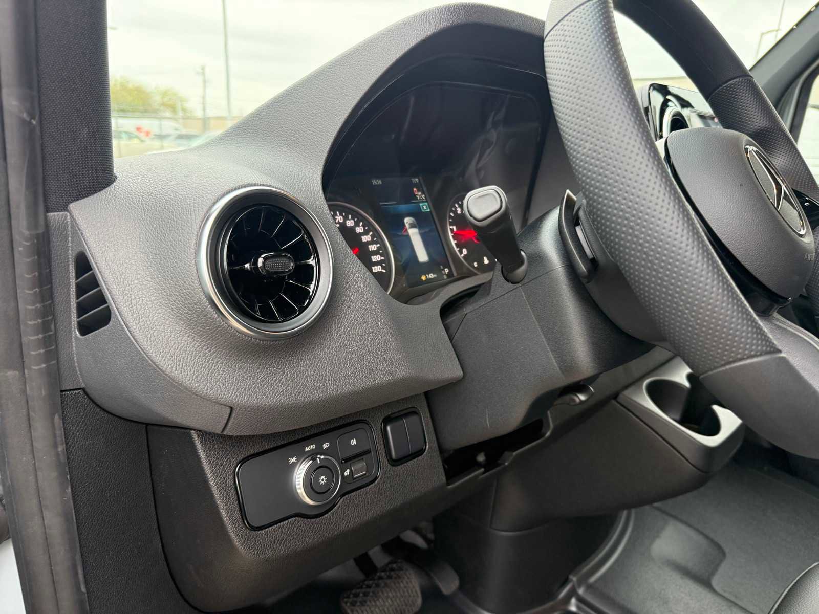 New 2026 Mercedes-Benz Sprinter 2500 image 13