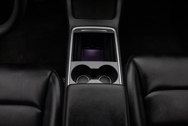 Used 2022 Tesla Model 3 Standard Range image 22