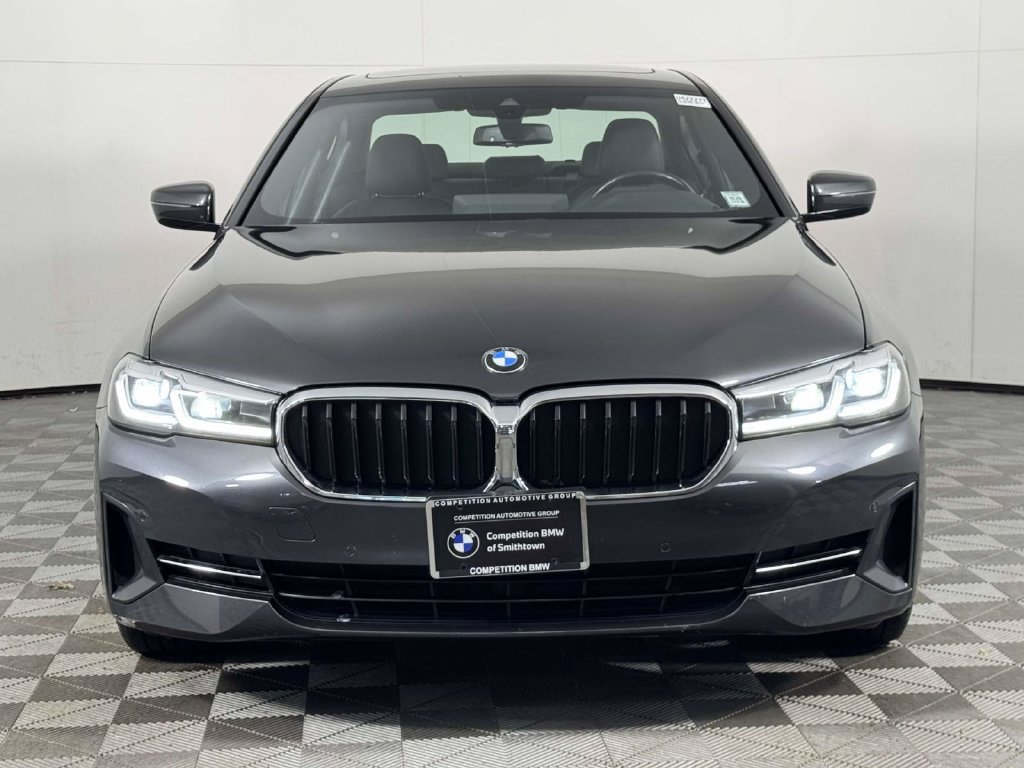 Used 2021 BMW 530i xDrive w/ Convenience Package AWD/4WD image 6