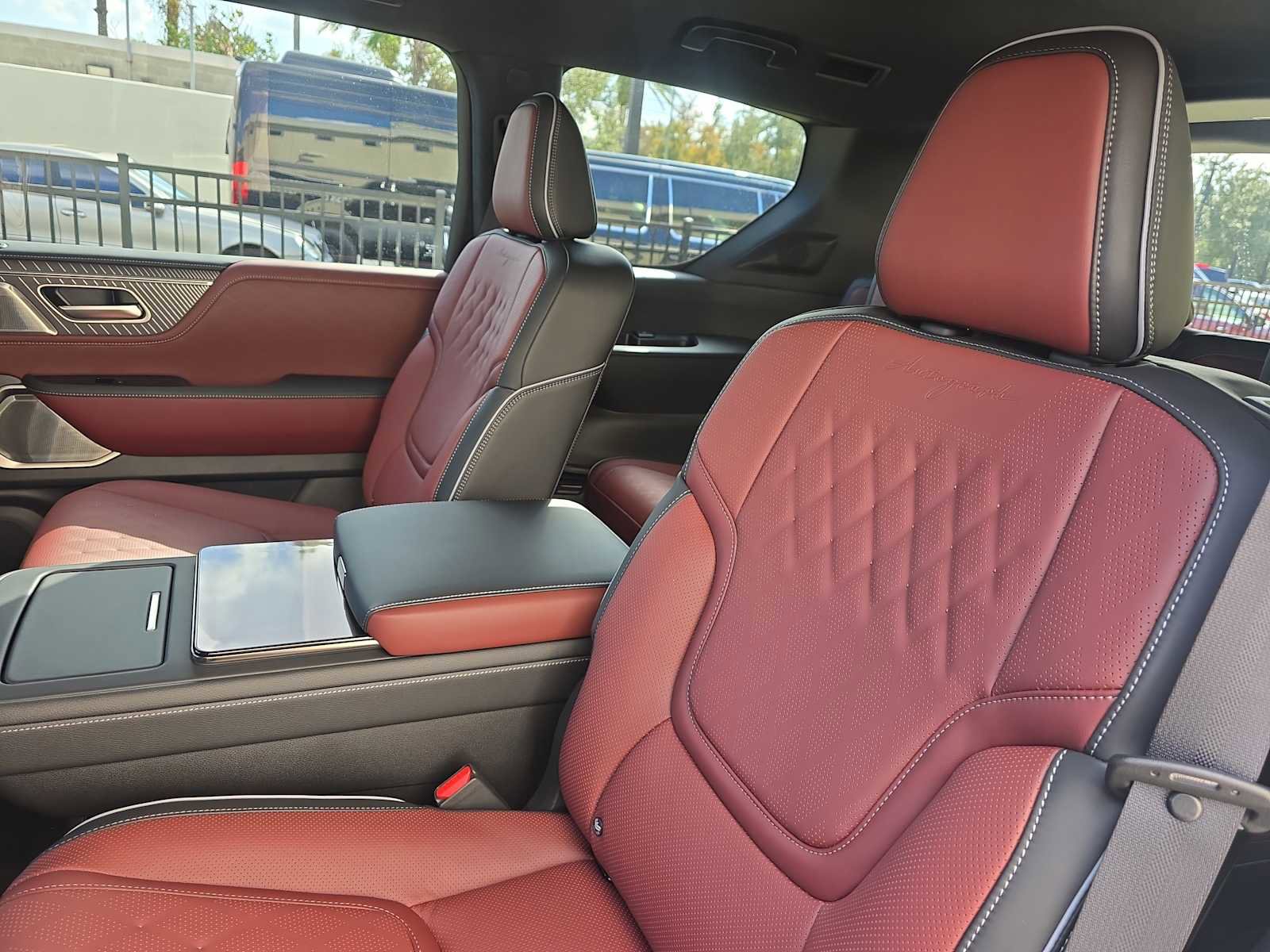 New 2026 INFINITI QX80 Autograph w/ Premium Cargo Package image 13