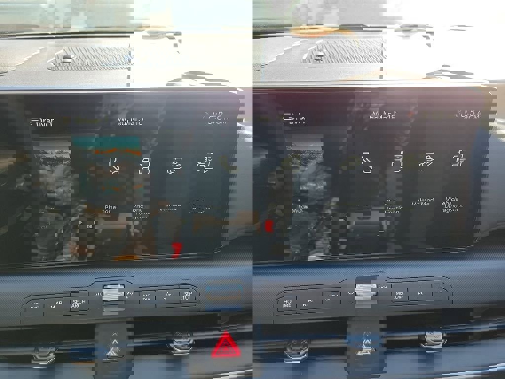 New 2026 Kia K4 LXS image 29