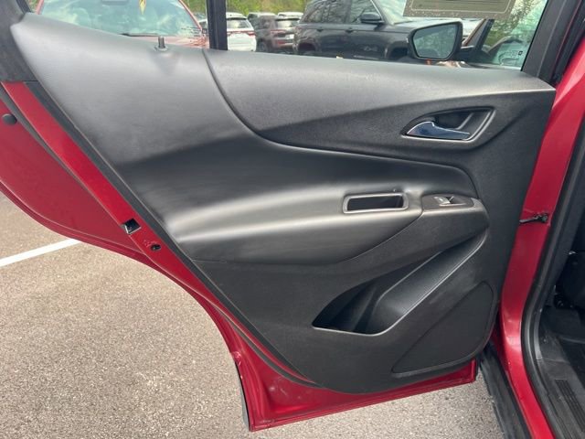 Used 2018 Chevrolet Equinox LT w/ Sun & Infotainment Package image 19