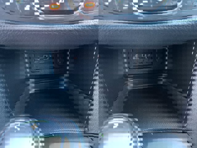 Used 2020 Chevrolet Equinox LT w/ Driver Convenience Package image 23