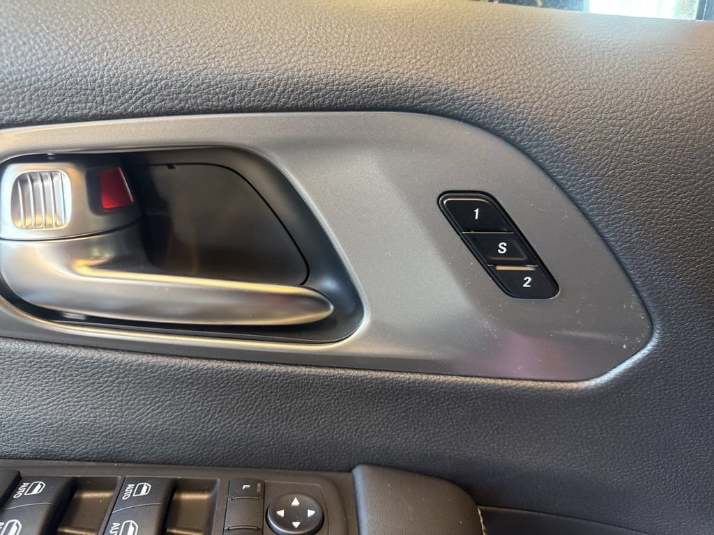 New 2026 Chrysler Pacifica Select FWD image 21