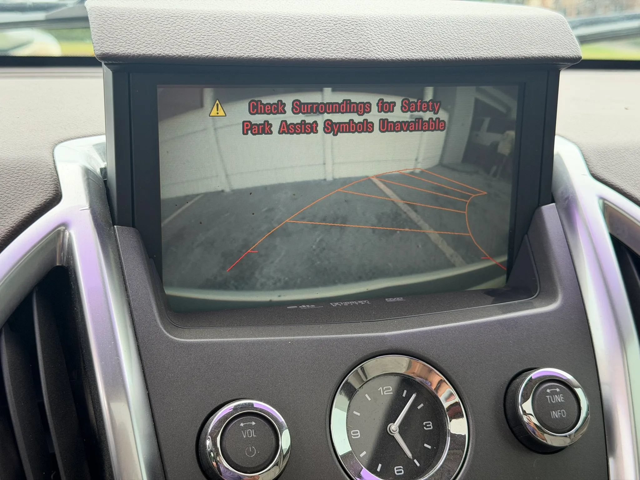 Used 2011 Cadillac SRX Luxury FWD image 17