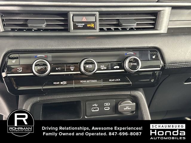 Certified 2023 Honda Pilot Touring image 10