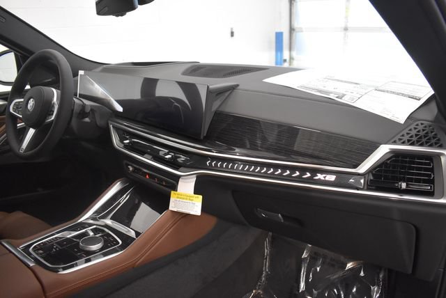 New 2027 BMW X6 xDrive40i w/ Climate Comfort Package AWD/4WD image 18