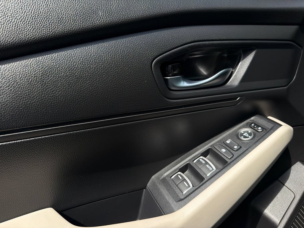 Certified 2023 Honda Accord LX image 31