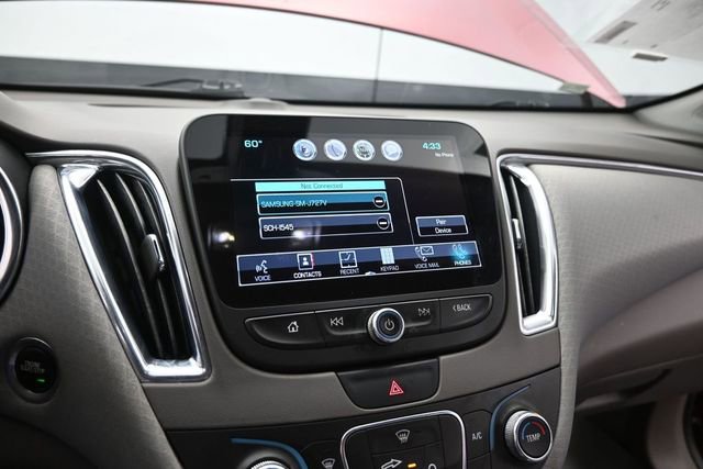 Used 2016 Chevrolet Malibu LT FWD image 34