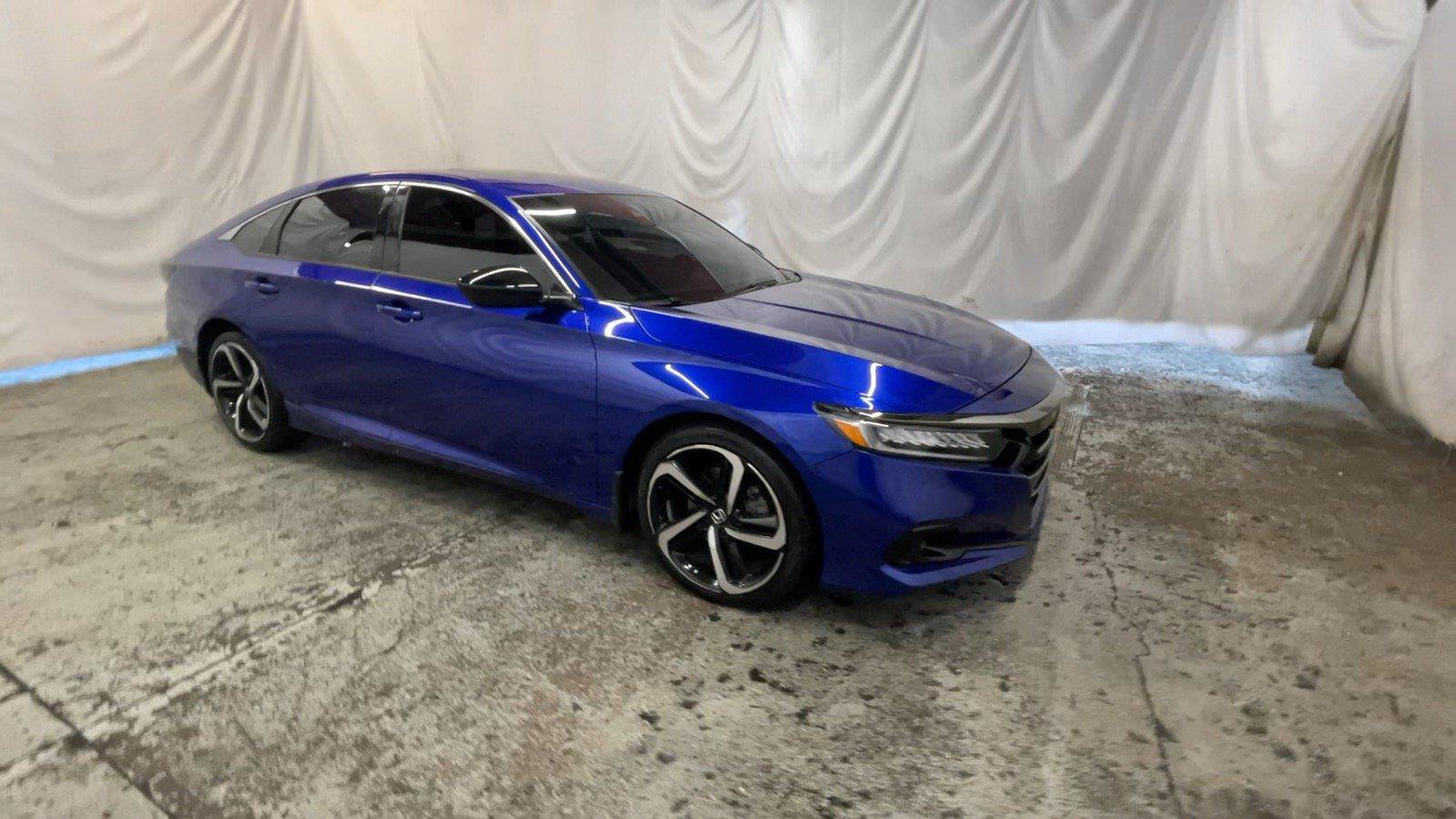 Used 2022 Honda Accord Sport image 3