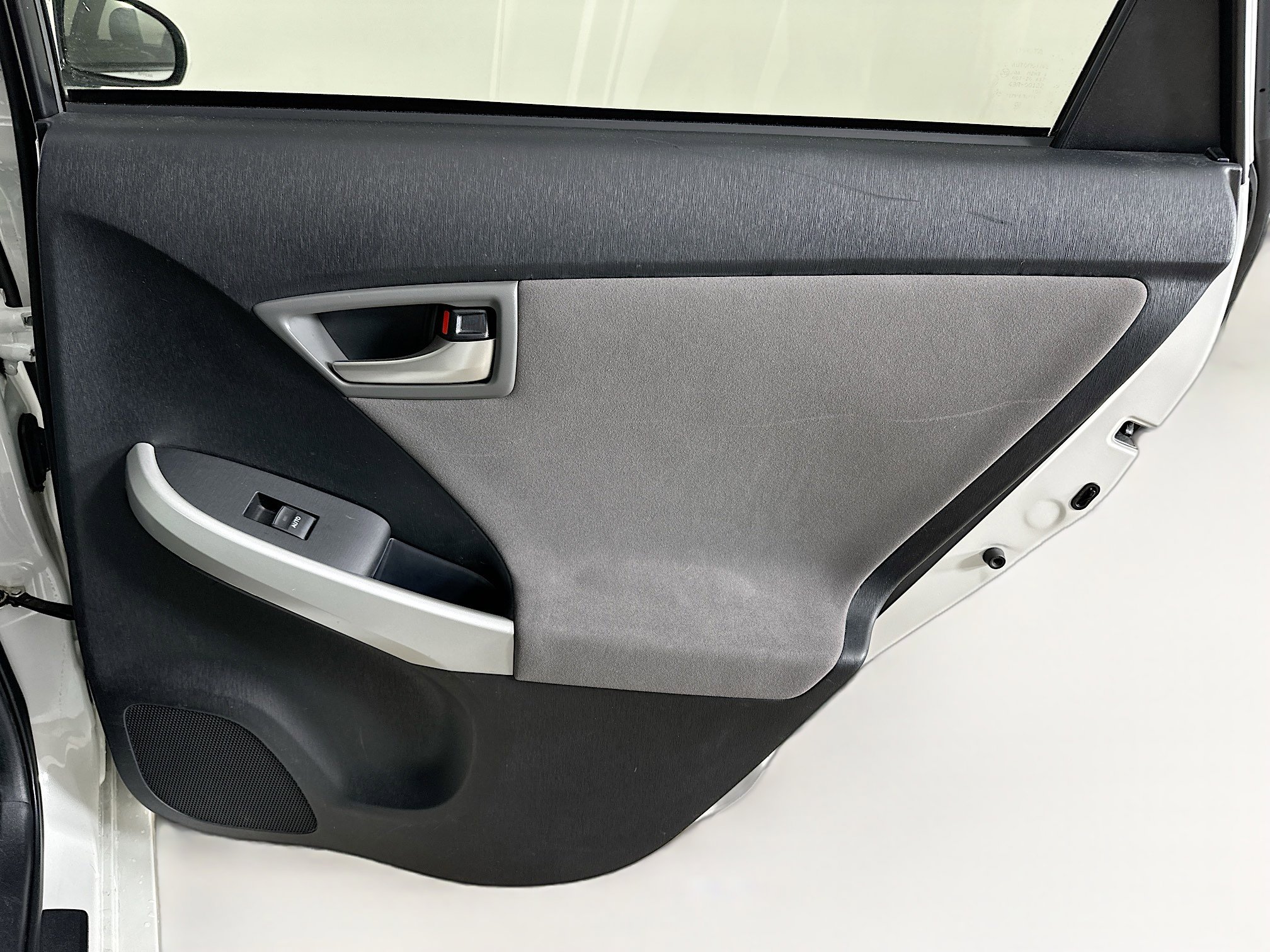 Used 2013 Toyota Prius Three image 29