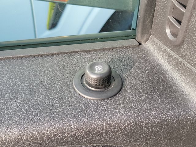 Used 2011 Ford F150 XLT w/ XLT Chrome Pkg RWD image 19