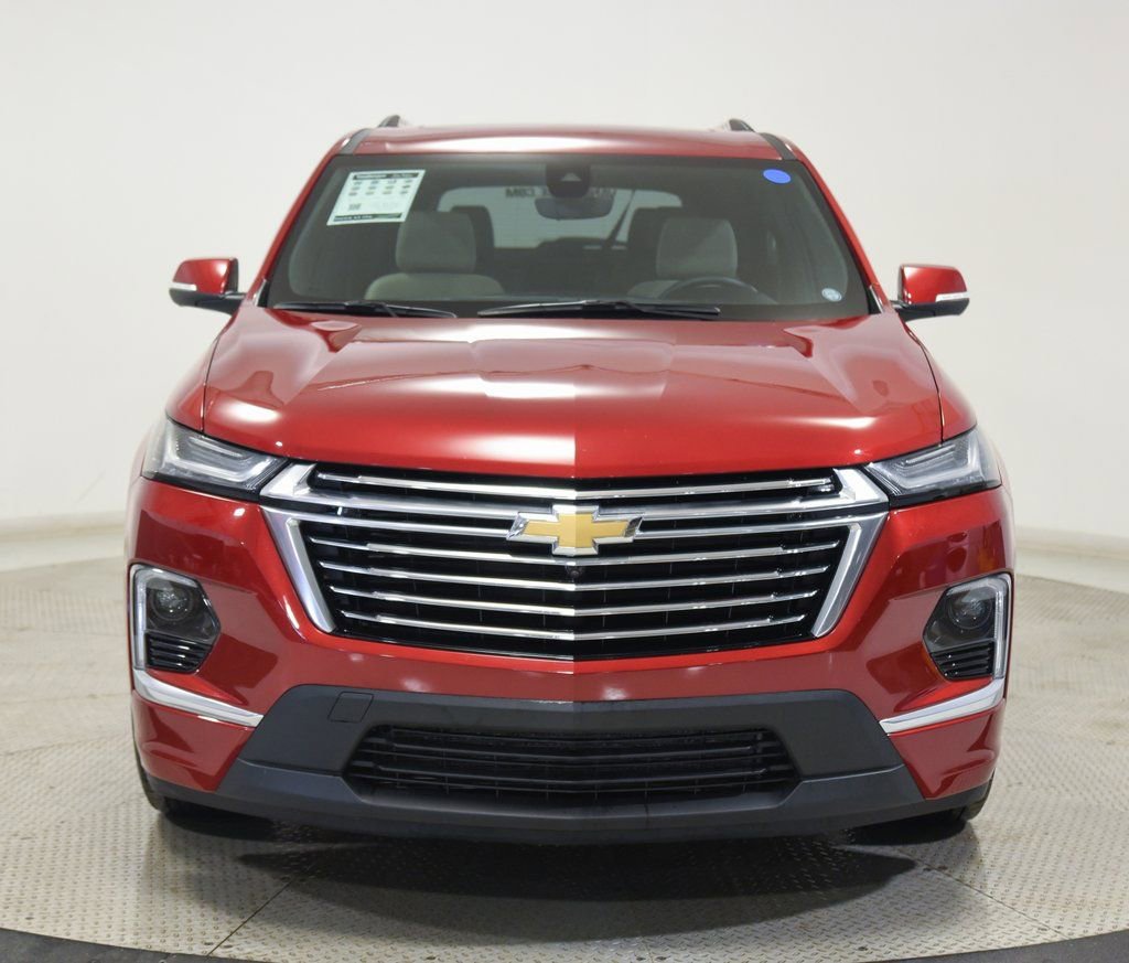 Used 2023 Chevrolet Traverse Premier image 3