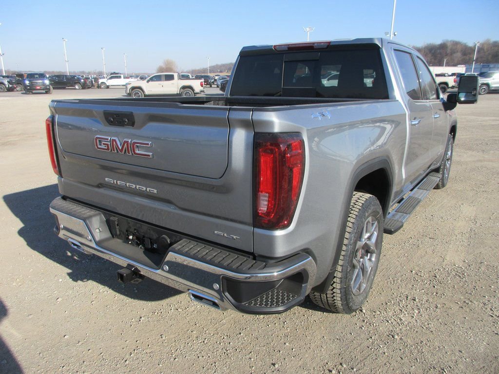New 2026 GMC Sierra 1500 SLT w/ SLT Premium Plus Package image 5