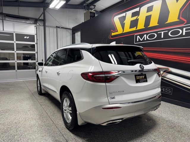 Used 2020 Buick Enclave Essence w/ Sound and Sites Package AWD/4WD image 18