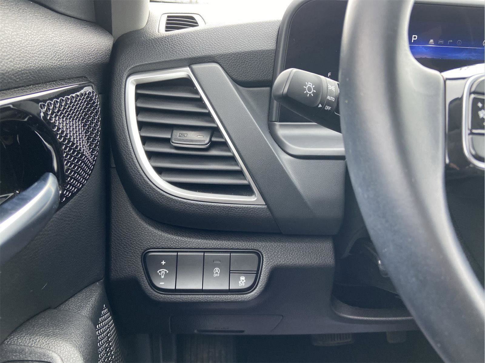 Used 2024 Kia Seltos EX image 22