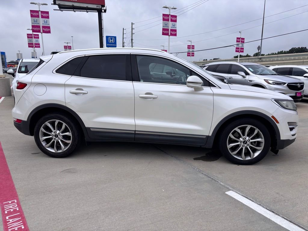 Used 2015 Lincoln MKC FWD w/ Equipment Group 101A Select image 5