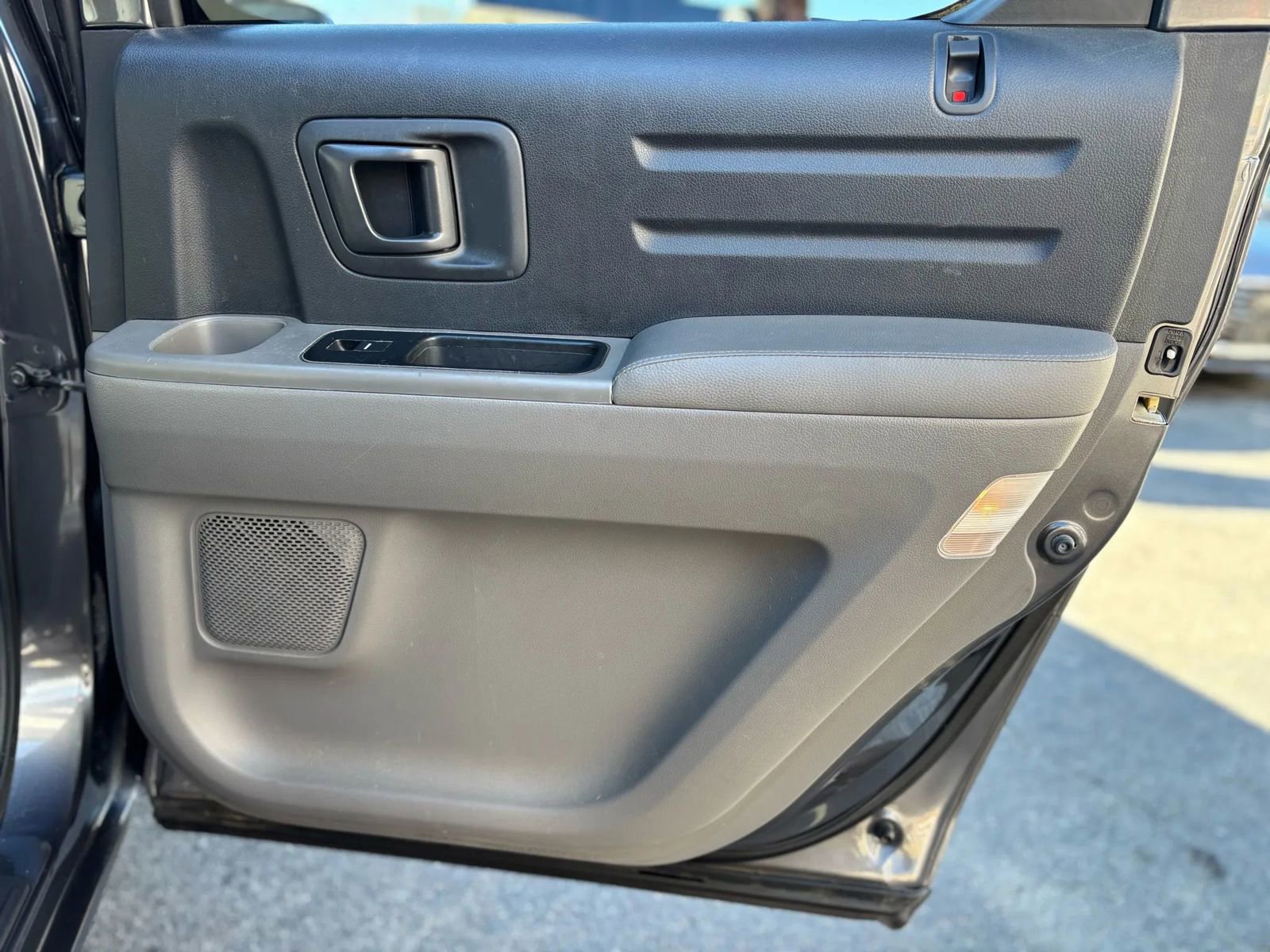 Used 2014 Honda Ridgeline RTL image 15