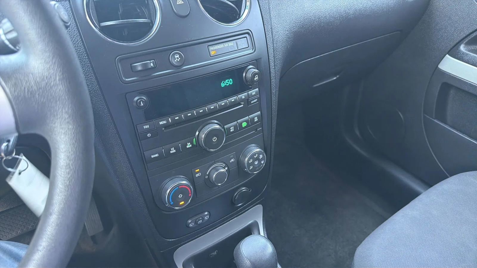 Used 2010 Chevrolet HHR LT image 15