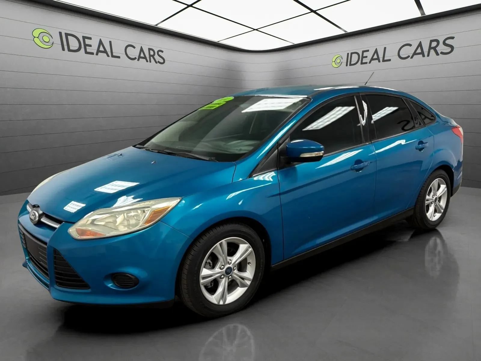 Used 2014 Ford Focus SE FWD image 1