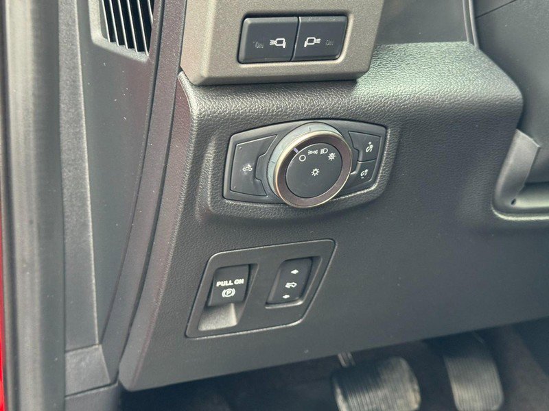 Used 2020 Ford F150 Raptor w/ Equipment Group 802A Luxury image 17