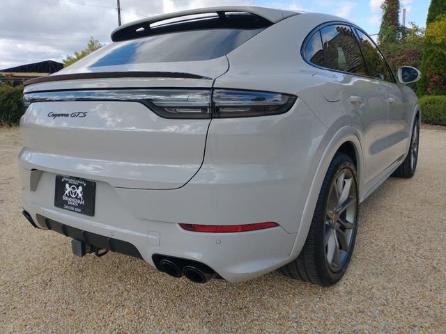Used 2022 Porsche Cayenne GTS image 14