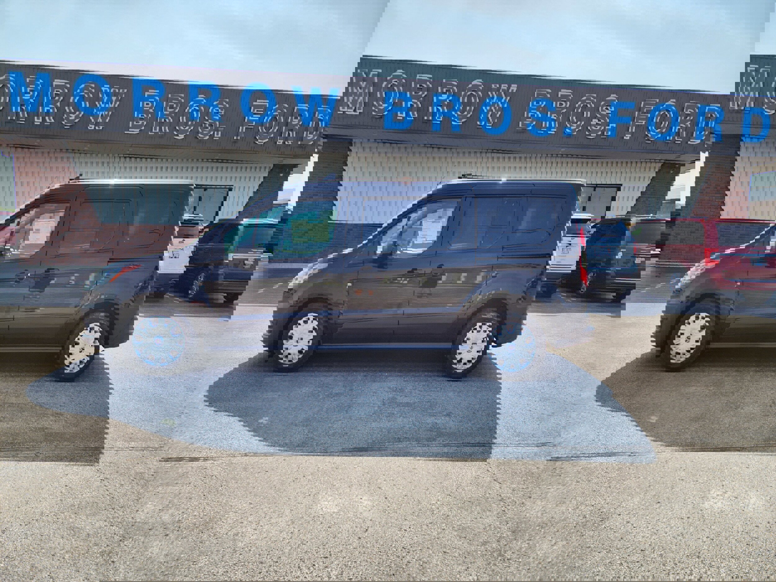 New 2023 Ford Transit Connect XL image 1