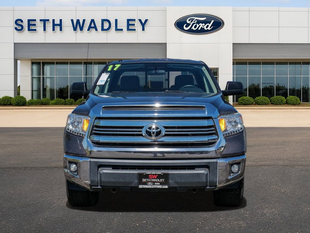 Used 2017 Toyota Tundra SR5 image 2