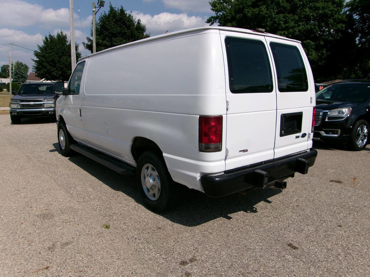Used 2013 Ford E-250 and Econoline 250 w/ PWR Group image 5