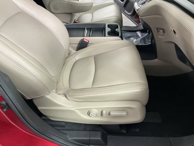 Used 2024 Honda Odyssey Touring image 14