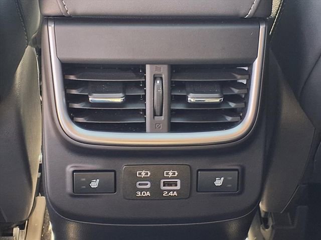 Certified 2025 Subaru Outback Limited image 11