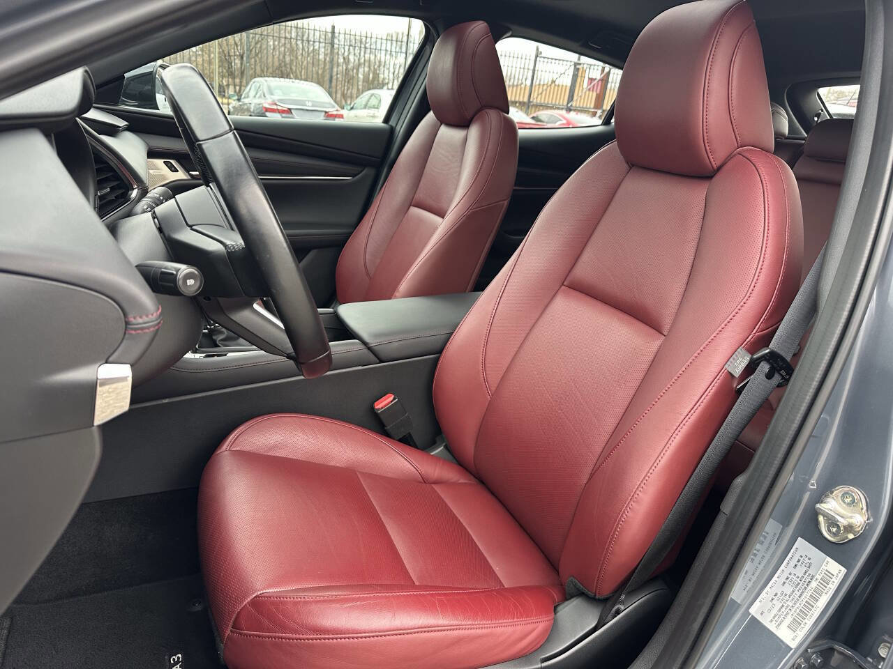 Used 2023 MAZDA MAZDA3 s image 29