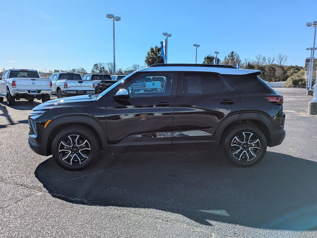 Used 2025 Chevrolet TrailBlazer ACTIV w/ Convenience Package image 8
