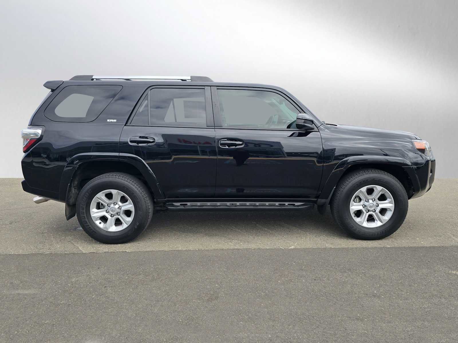 Used 2023 Toyota 4Runner SR5 image 2