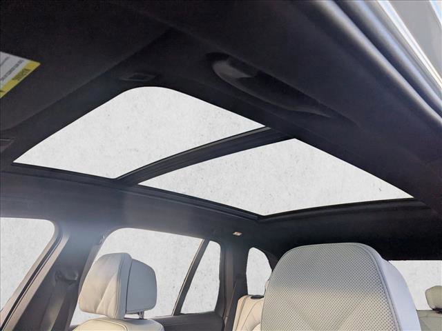 New 2026 BMW X5 xDrive40i w/ Climate Comfort Package image 17