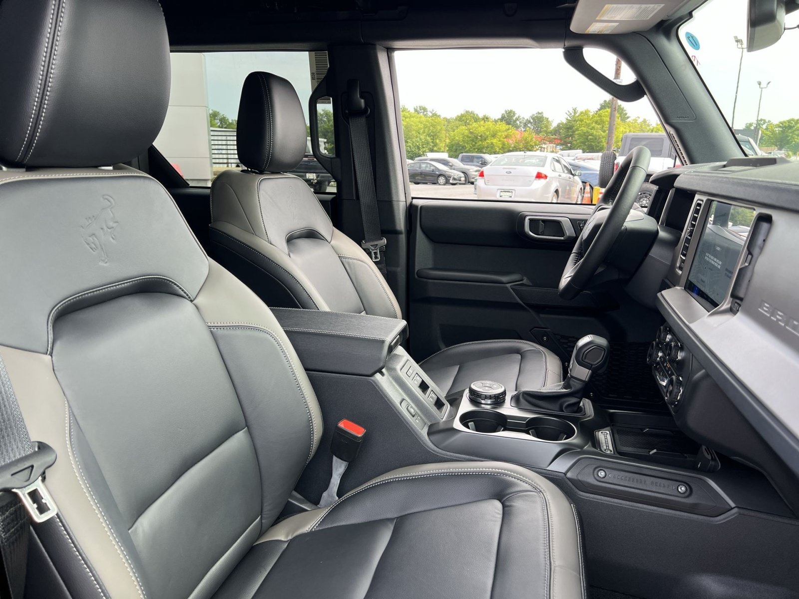 New 2026 Ford Bronco Outer Banks AWD/4WD image 26