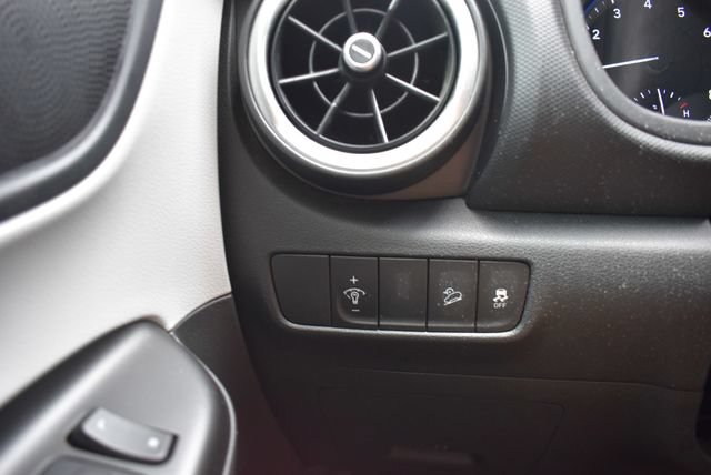 Used 2022 Hyundai Kona SEL FWD image 34