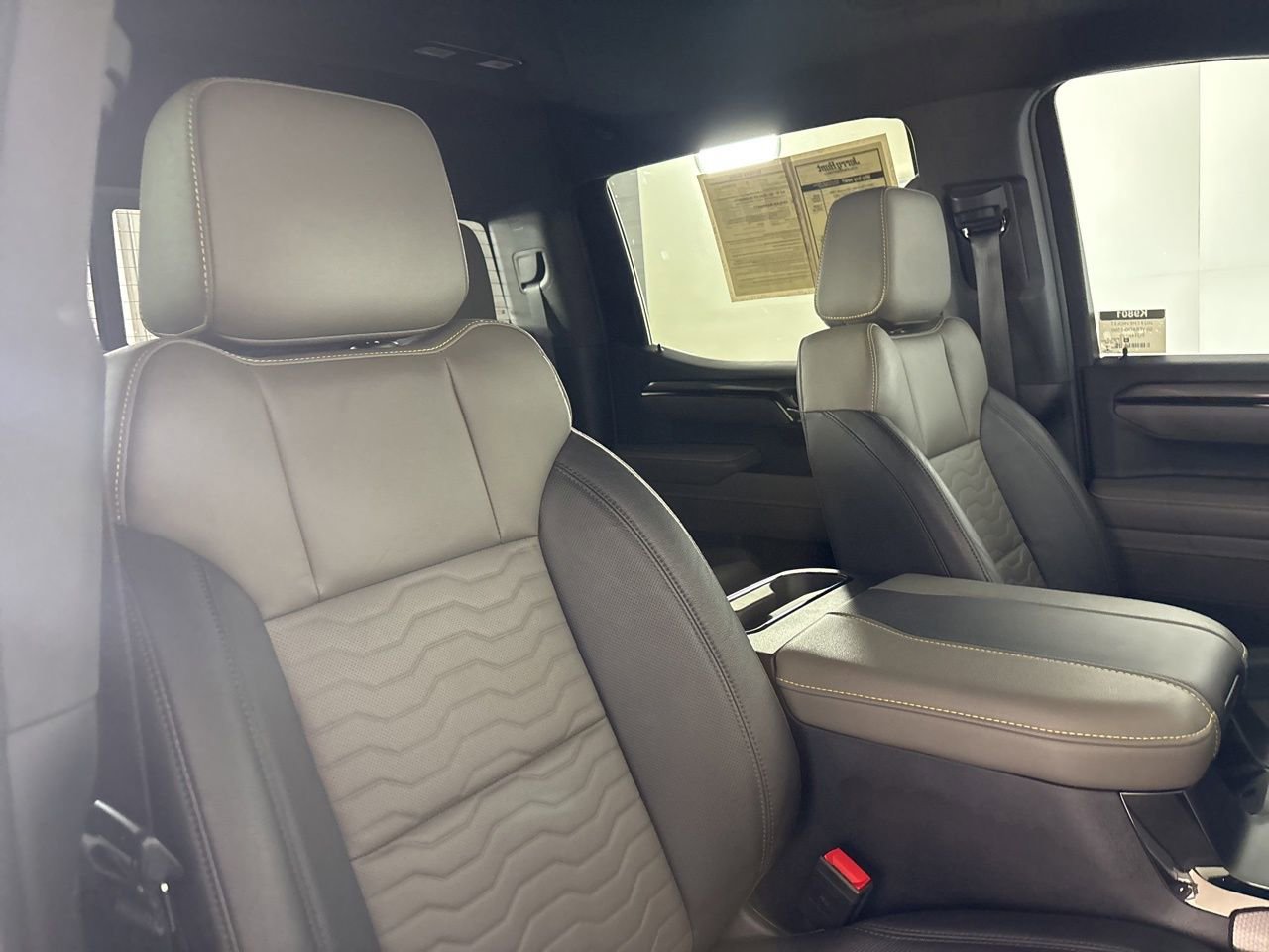 Used 2023 Chevrolet Silverado 1500 ZR2 w/ Technology Package image 29