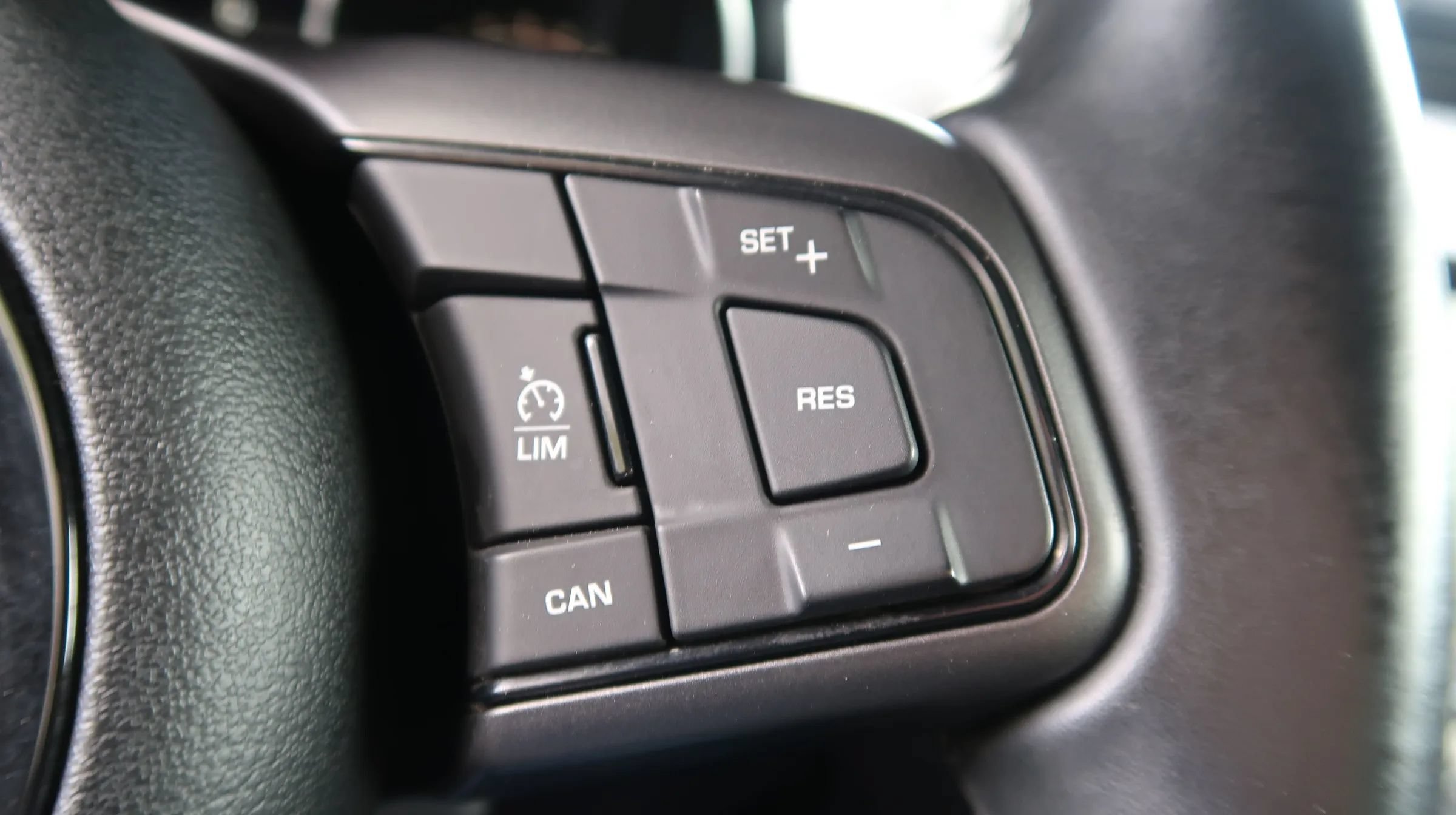 Used 2016 Jaguar F-TYPE Convertible RWD image 31