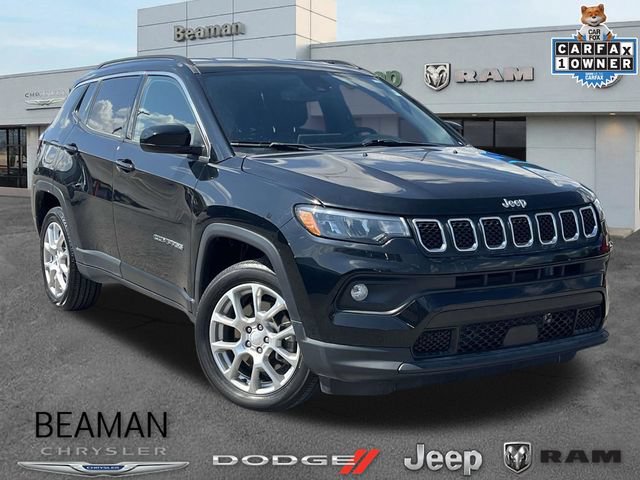 Used 2023 Jeep Compass Latitude AWD/4WD image 1