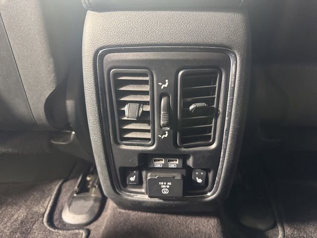 Used 2018 Jeep Grand Cherokee Overland AWD/4WD image 13