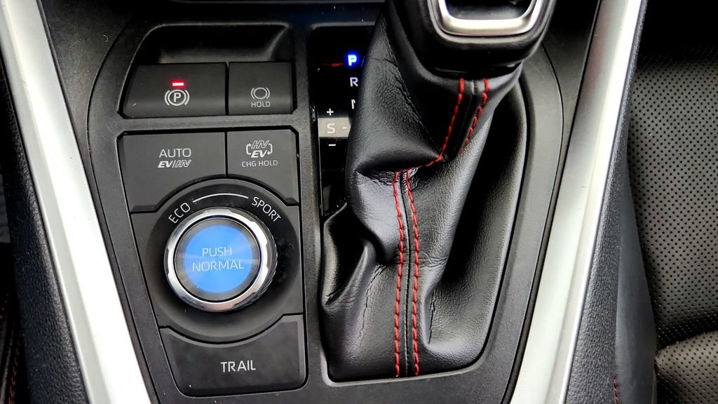 Used 2021 Toyota RAV4 XSE w/ Premium Package AWD/4WD image 34