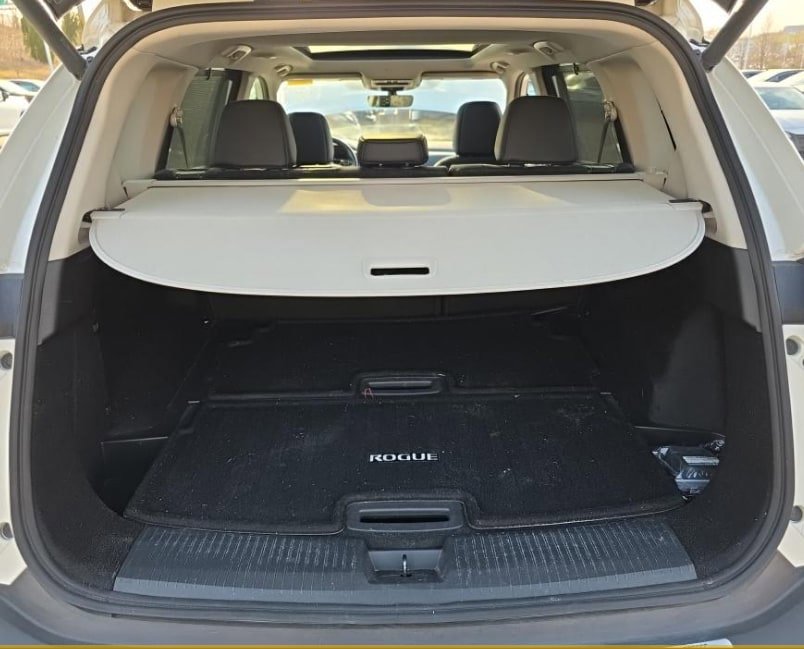 Used 2023 Nissan Rogue SL w/ SL Premium Package AWD/4WD image 9